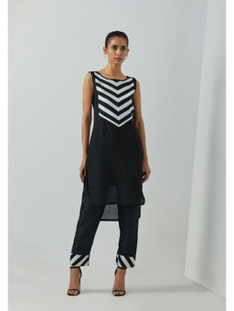 The Indian Cause - Black Chanderi High Low Mehraab Kurta