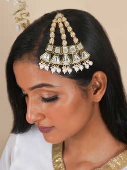 Teejh - Ruqaiya Mehendi Pasa