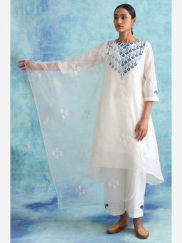 Folksong - Ecru Solid Silk Organza Drape