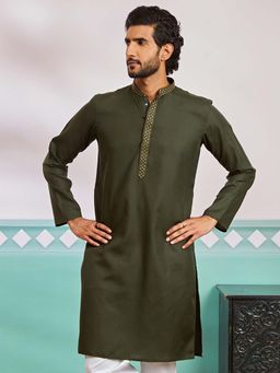 Vastramay - Mens Olive Cotton Blend Solid Embroidered Mandarin Collar Kurta