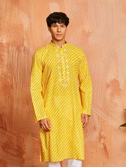 Vastramay - Mens Yellow Cotton Leheriya Printed Regular Fit Kurta