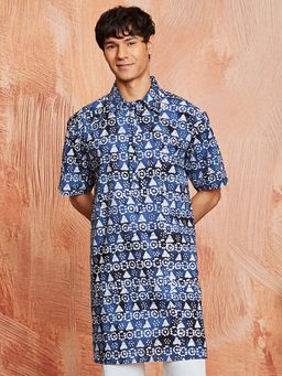 Vastramay - Mens Navy Blue Cotton Batik Printed Half Sleeves Kurta