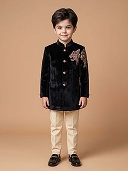 ETHNIKS NEURON - Ethniks Neu-Ron Sherwani with Pant-Black