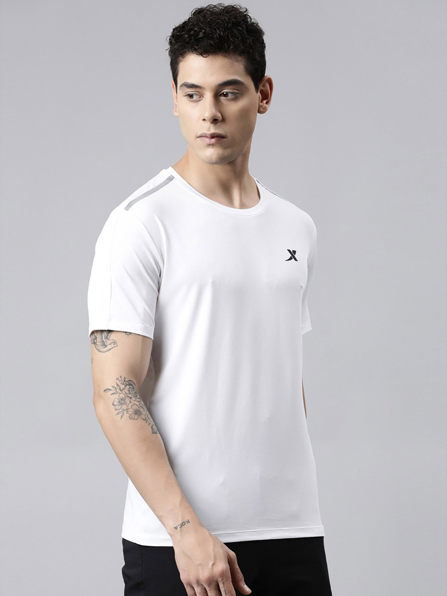 トップス SPECIAL TECH ACTIVE DRY SHIRTS Buy Xtep Pearl White Dry Fit Technology Running T-Shirt Online