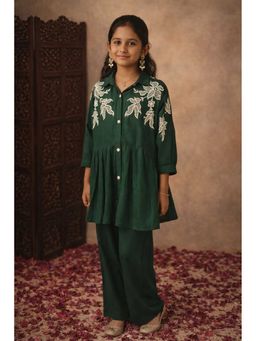 Aarika - Green Embroidered Three Fourth Sleeves Kurta and Pant