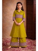 Olive color option, Currently selected