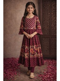 Aarika - Wine Floral Three Fourth Sleeves Kurta