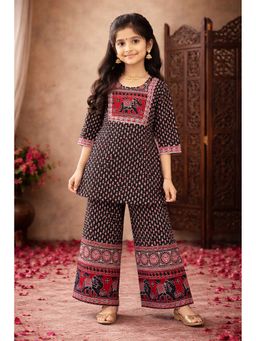Aarika - Black Printed Three Fourth Sleeves Co-ord Sets