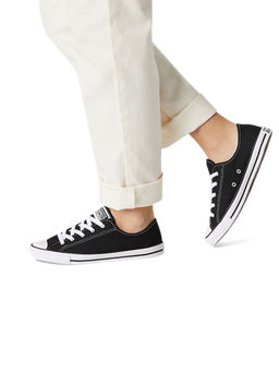 Converse - Women Chuck Taylor All Star Dainty Canvas Low Top Sneakers