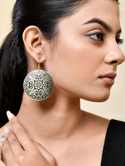 Silvermerc Designs - Gold And Black Floral Pattern Round Dangle Earrings