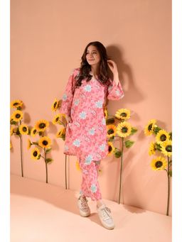 DIMPLE DESIGN STUDIO - Barbie Pink Floral Print Kurta and Pant (Set of 2)