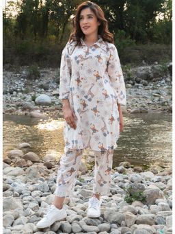 DIMPLE DESIGN STUDIO - White Monkey Print Kurta and Pant (Set of 2)