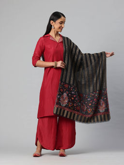 SWI STYLISH - Women Black Kani Woven Wool Stole