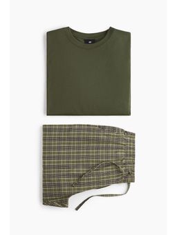 H&M - Men Green Pyjama T-Shirt And Bottoms Set