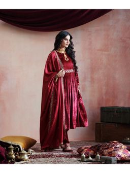 WeaverStory - Maroon Hand Embroidered Kurta with Salwar & Pure Silk Dupatta (Set of 3)
