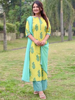Libas - Printed Green Kurta and Pant with Dupatta (Set of 3)