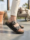 Black color option, Sold out, Currently selected