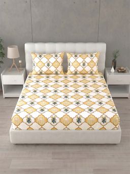 Home Affairs - 144 TC Super King Cotton Yellow Bedsheet With 2 Pillow Covers
