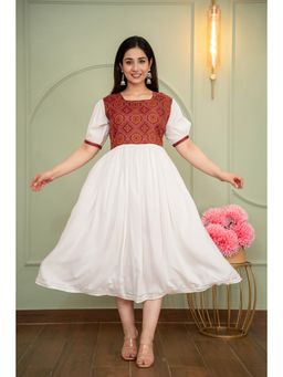 The Perfect Fit Co. - White Stylish Women's Casual Dress