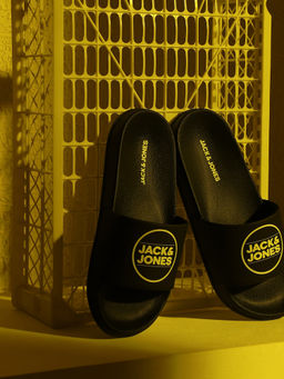 Jack & Jones - Black Logo Print Pool Sliders