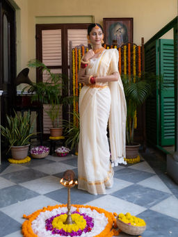 Ethnic Elements - Swarna Vella Mul Cotton Gold Zari Border Saree without Blouse Piece