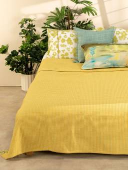 Freedom Tree - Code Shadow Fresh Yellow Cotton Bedcover With 2 Inky Blossom Pillow Covers
