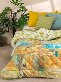 Freedom Tree - Terai Field Green Cotton Cambric Quilt With 2 Inky Blossom Pillow Covers