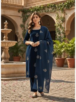 Gahan - Velvet Kurta With Pant & Chiffon Dupatta for Women - Navy Blue