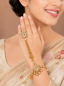 OOMPH - Gold Ghungroo And Kundan Kashmiri Hathphool