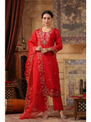 Red color option, Sold out, Currently selected