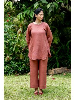SIARA WOMEN - Marigold Rust Linen Tunic with Pant