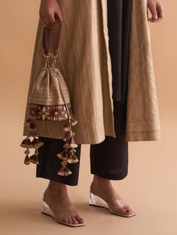 Vaaya - Beige The Veda Potli Bag With Detachable Straps