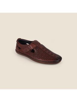 Metro - Men Brown Loafers