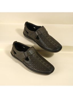 Metro - Men Olive Loafers