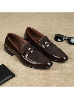 Metro - Men Wine Moccasins