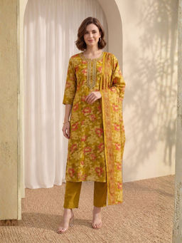 Autumnlane - Myra Bumble Printed Work Kurta With Pant & Dupatta
