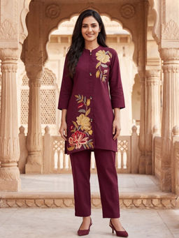 Autumnlane - Romi Mulberry Embroidered Kurta With Pant