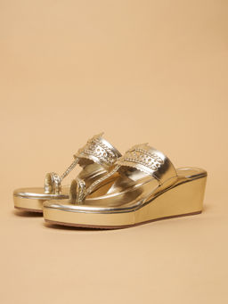 ERIDANI - Maya Wedge Kolhapuri Gold