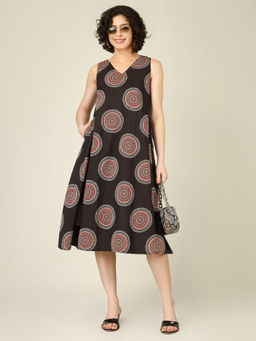 SPARSA - Printed V-Neck Sleeveless A-Line Cotton Black Knee Length Dress