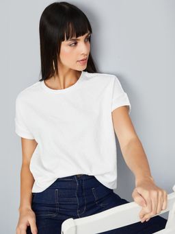 max - Women White Floral Knitted Top