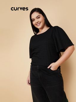 max - Women Black Textured Top