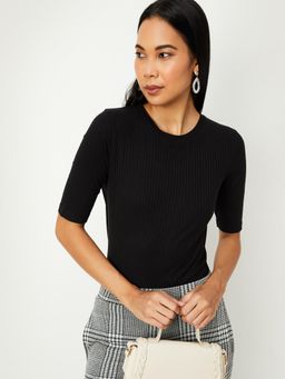 max - Women Black Solid Knitted Top
