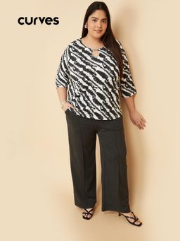 max - Women Off White Printed Top