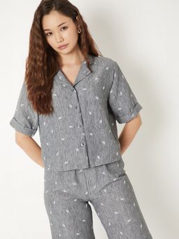 max - Women Black Embroidered Shirt