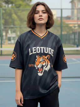 LEOTUDE - Women Black Oversized Fit T-Shirt