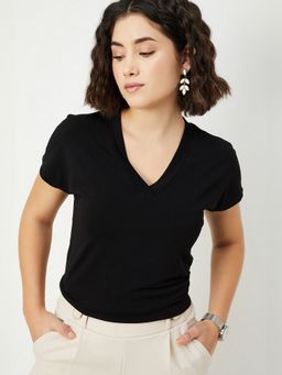 max - Women Black Polyester Blend Solid Regular T-Shirt