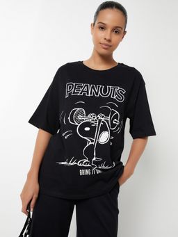 max - Women Black Pure Cotton Graphic Regular T-Shirt