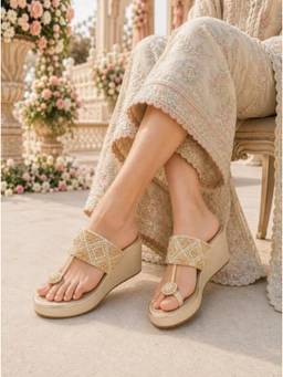 Toprico - Beige Noor Heels
