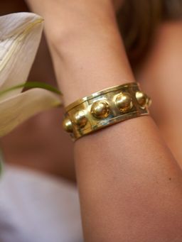 SOUL WORKS - Bobble Brass Cuff