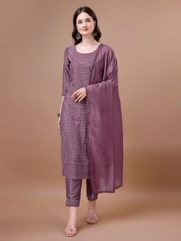 Shopping Queen - Hippie Mauve Embroidered Silk Blend Kurta with Pant and Dupatta